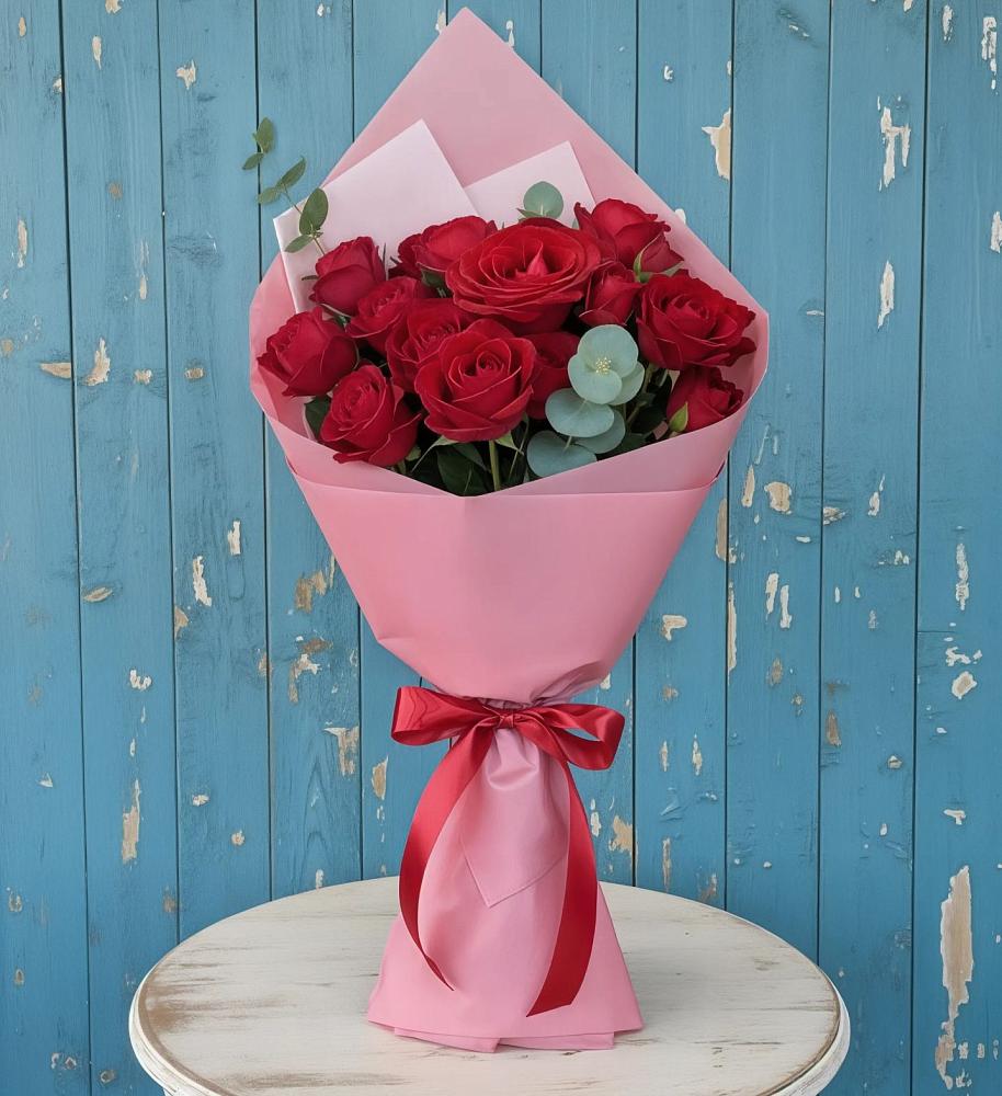 Букет цветов из: Розы в Новой Чигле