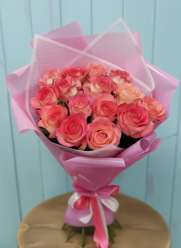 Букет 15 Розовых роз Равель в Новой Чигле