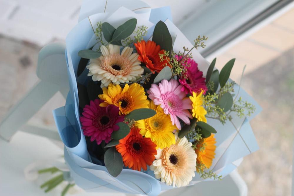 Букет цветов из: Герберы в Новой Чигле