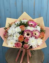 Букет цветов из:  Розы, Герберы и Хризантемы в Новой Чигле