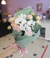 Букет милый в Новой Чигле Букет цветов из: Хризантемы и Розы в Новой Чигле