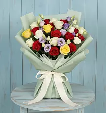 Букет цветов из:  Розы в Новой Чигле