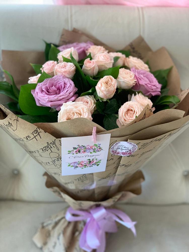 Букет цветов из: Розы в Новой Чигле