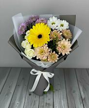 Букет цветов из:  Розы, Герберы и Хризантемы в Новой Чигле