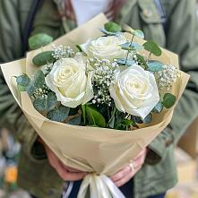 Букет цветов из:  Розы в Новой Чигле