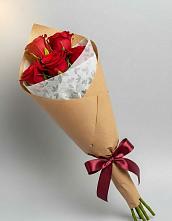 Букет цветов из:  Розы в Новой Чигле