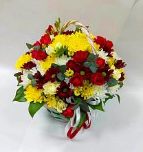 Цветочная композиция из Хризантемы и Розы в корзине в Новой Чигле