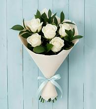 Букет цветов из:  Розы в Новой Чигле