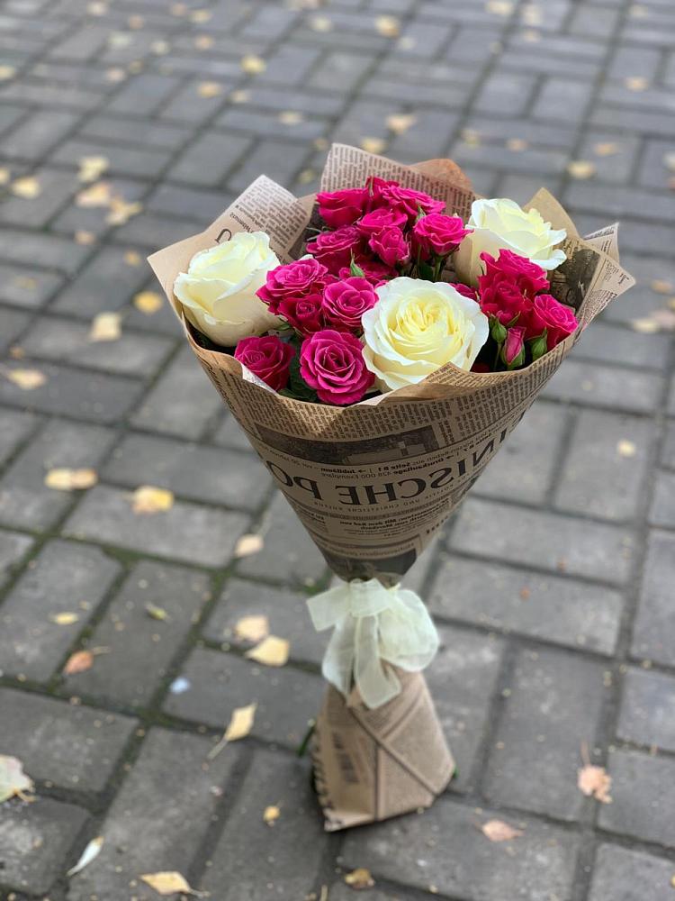 Букет цветов из: Розы в Новой Чигле